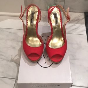 Steve Madden Krazze coral wedges